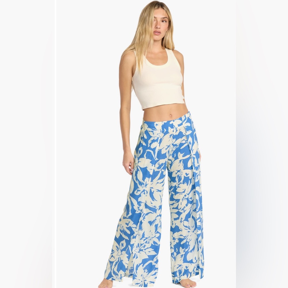 Billabong Split Spirit Blue Floral Pants Small NWT